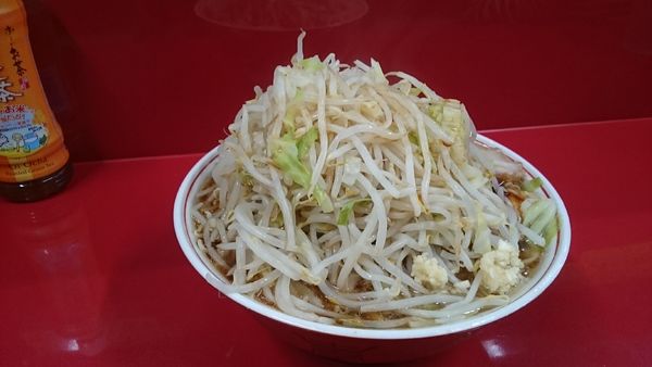 「大・柔らかめ(ニンニク少しヤサイカラメ)￥８００」@ラーメン二郎 越谷店の写真