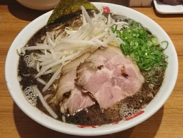 「らーめん」@なんつッ亭 池袋店の写真