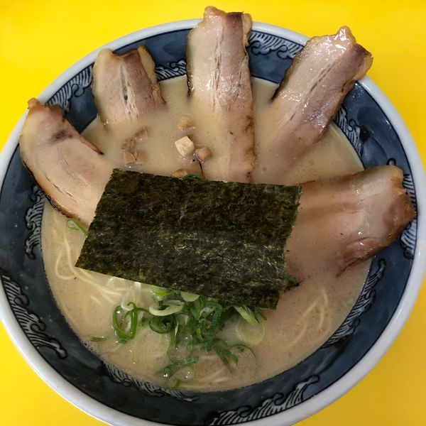 「チャーシューメンDX(W盛)」@ラーメン まむしの写真