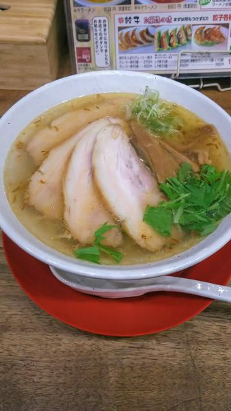 「うま塩ラーメン（トッピング：チャーシュー3枚）」@麺家 ゐをりの写真