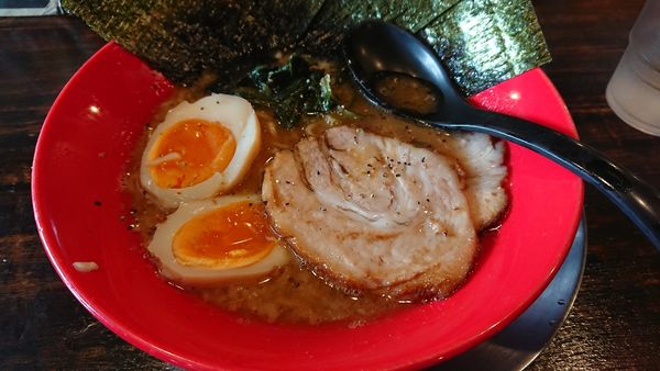 「家系豚骨@780円」@麺屋 ジョニー 本店の写真