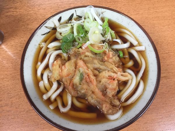「天ぷらかき揚げうどん¥370」@つくば本店 駅前店の写真