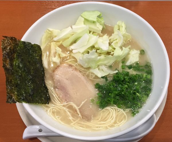「ラーメン720円」@ぶたの旨味らーめん とんくるの写真