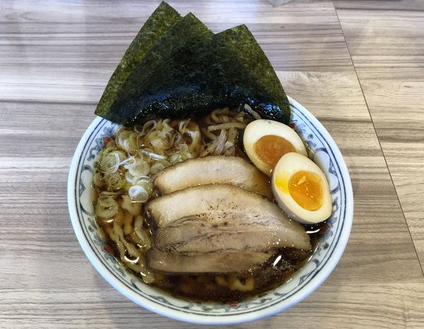 「特製醤油 大盛」@くじら食堂 nonowa東小金井店の写真