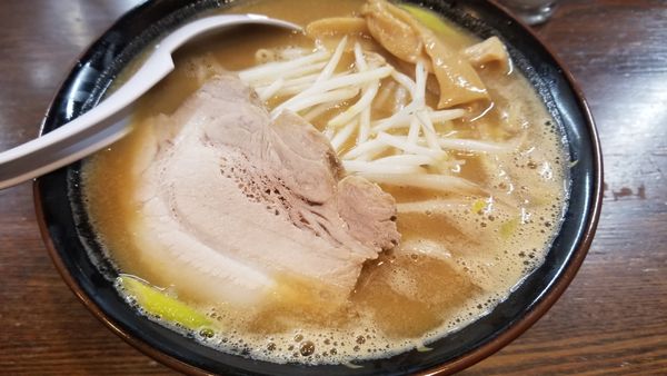 「信州味噌らあめん」@らあめん 寸八 総本店の写真