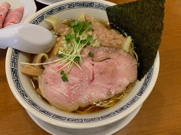 「ワンタンメン」@稲荷屋の写真