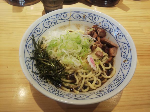 「黒魚豚まぜそば(追い飯付)」@麺屋 必道の写真