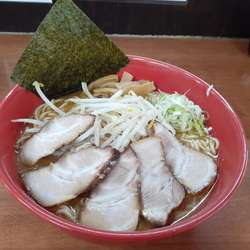 魚介チャーシュー麺、麺追加