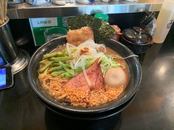 「焦がし特濃らーめん（全部のせ）」@麺家 うえだの写真