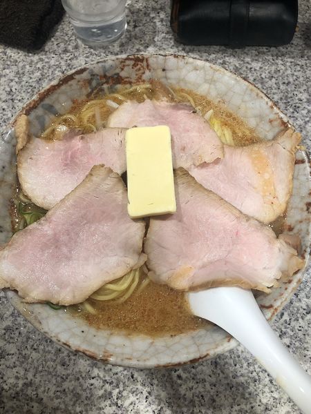 「味噌バターチャーシュー 大盛り」@八龍 千代田店の写真