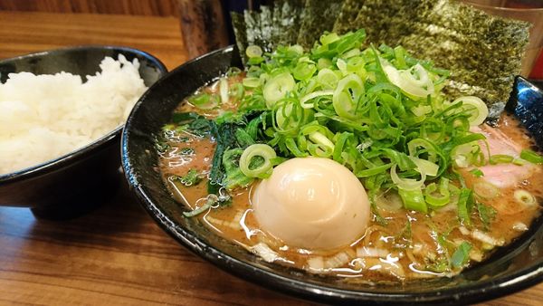 「【夜】特製ラーメン」@横浜家系らーめん 二代目 武道家の写真