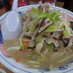 ちゃんぽん¥770　Bセット(半チャーハン+餃子3個)¥480