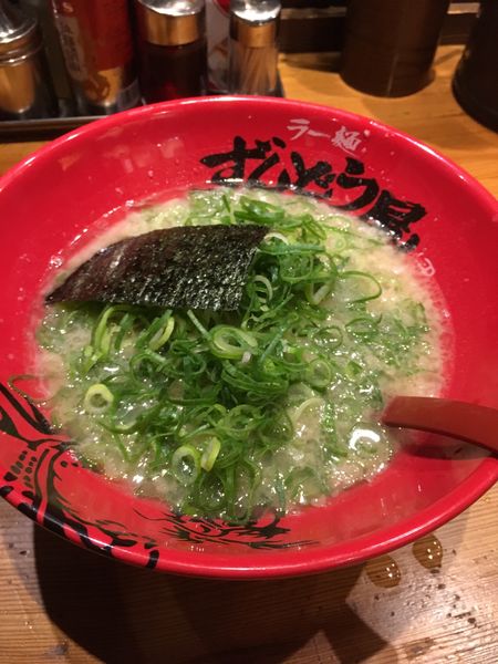 「元味ラーメン」@ラー麺ずんどう屋 新宿歌舞伎町店の写真