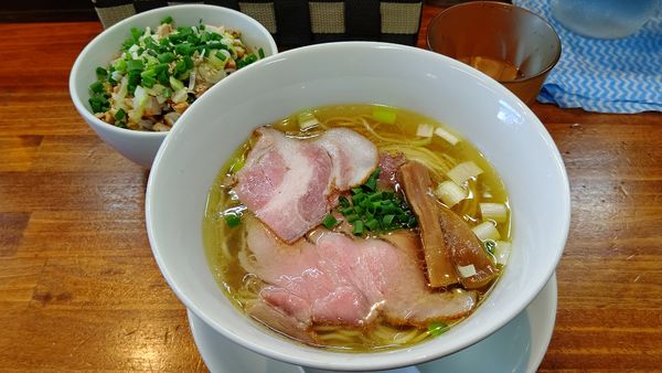 「塩らーめん６８０円＋ネギチャーシューごはん３００円」@塩らーめん 千茶屋の写真