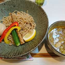 つけめん+味玉(1050円)