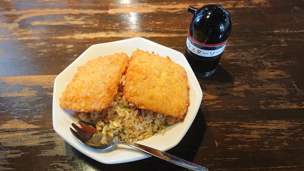「ハムカツチャーハン　７５０円」@麺屋小鉄の写真
