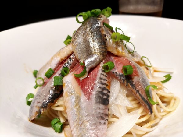 「イワシそば」@寿製麺 よしかわ 西台駅前店の写真