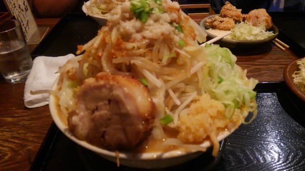 「味噌らーめん(特盛)全増し」@麺屋大和の写真