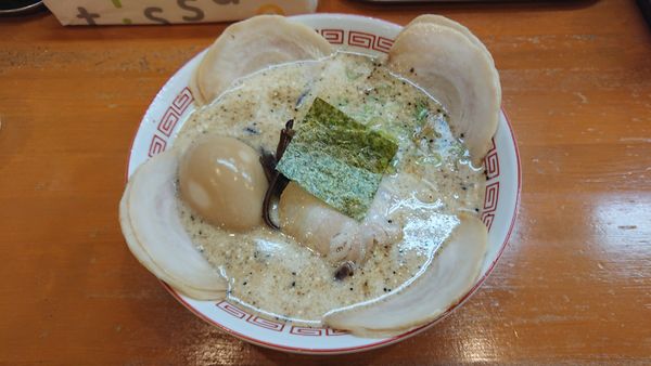 「豚骨塩チャーシューメン 720円 + まかない丼 300円」@二十八代目 哲麺 鶴ヶ島駅前店の写真