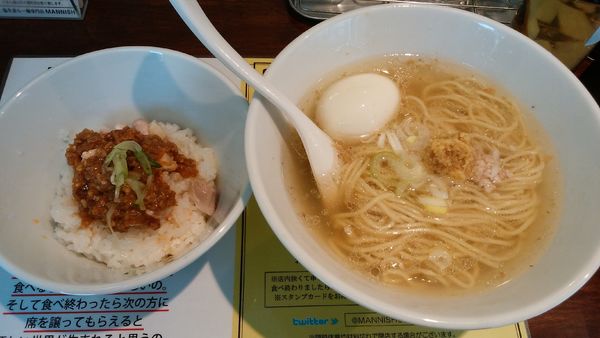 「かけそばとよだれ鶏ご飯Aセット¥950-味玉サービス」@塩生姜らー麺専門店MANNISHの写真