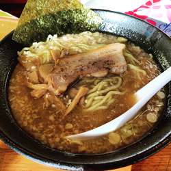東京とんこつラーメン