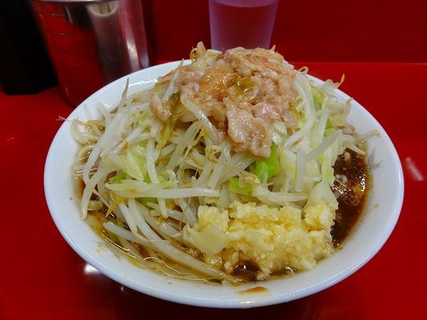 「ラーメン700円　ニンニク脂」@ラーメン二郎 越谷店の写真