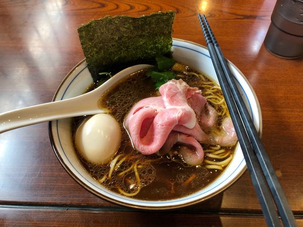 「【限定】四つ葉ブラック　880円」@中華そば 四つ葉の写真