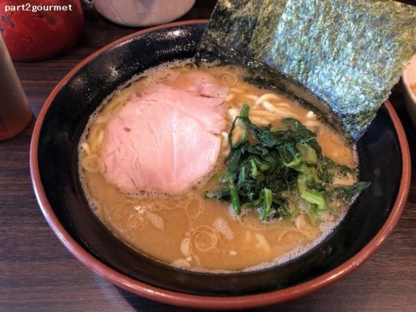 「ラーメン(並) 「730円」」@横浜らーめん 寿三家の写真