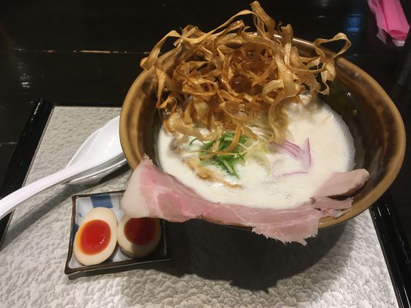 「鶏soba （大）➕燻製味玉」@鶏soba 座銀 住之江店の写真