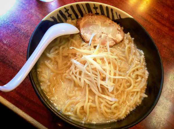 「原点醤油（大盛）」@原点の写真