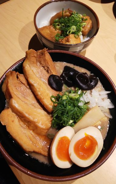 「特製超ド級濃厚トンコツ濃度ＬＶ60＋チャーシュー飯」@麺匠 克味の写真
