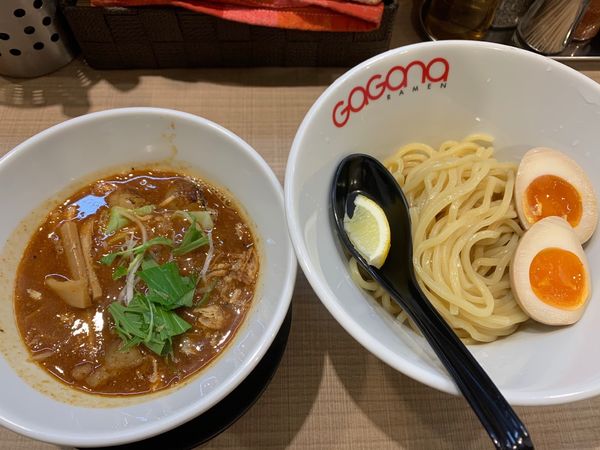 「辛味噌つけ麺＋ホルモン追加」@GaGana RAMENの写真