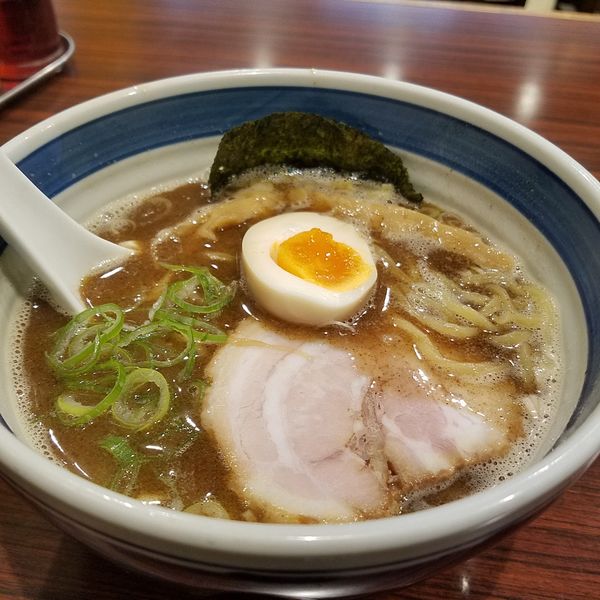 「豚骨魚介ラーメン」@中華そば 麦家 八千代台店の写真