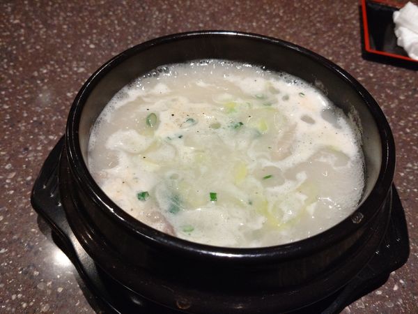 「骨付きカルビうどん(並盛)1,045円」@韓国家庭料理 楽延の写真