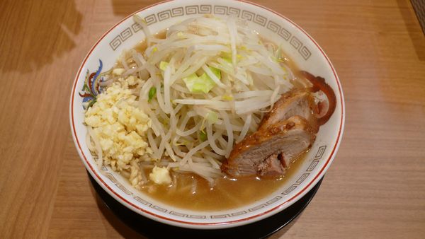「小ラーメン¥780／ニンニク¥0」@豚山 上野店の写真