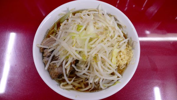 「小ラーメン¥700／ニンニク¥0」@ラーメン二郎 越谷店の写真