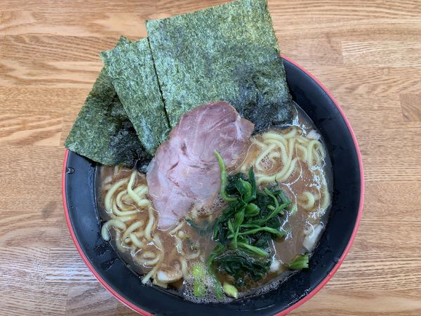 「ラーメン700円」@麺家 紫極の写真
