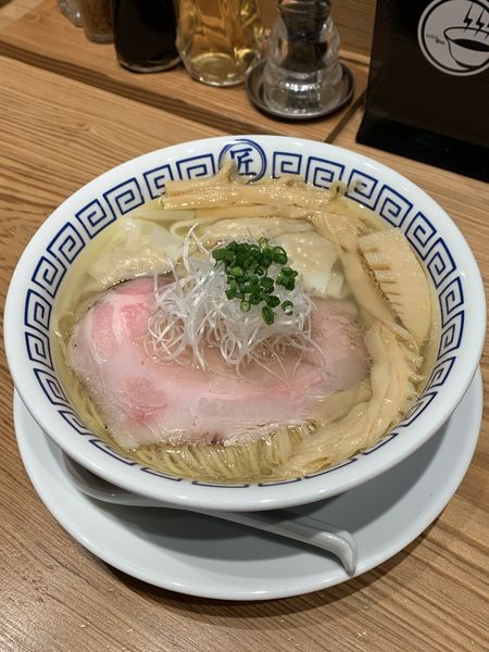 「塩ワンタンそば 1170円」@soba.shoの写真