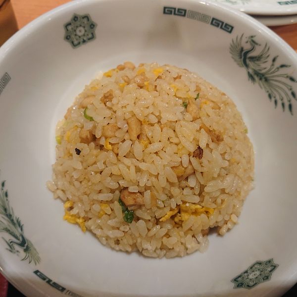 「モツ野菜ラーメン半チャーハンセット870円他」@日高屋 大船仲通り店の写真