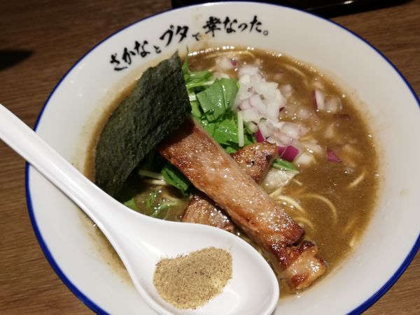 「煮干らーめん」@さかなとブタで幸なった。の写真