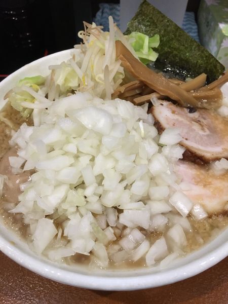 「背脂煮干しラーメン」@麺処いろ葉の写真