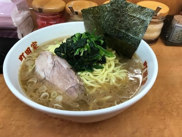 「ラーメン大盛￥920」@横浜ラーメン 町田家 新百合ヶ丘店の写真