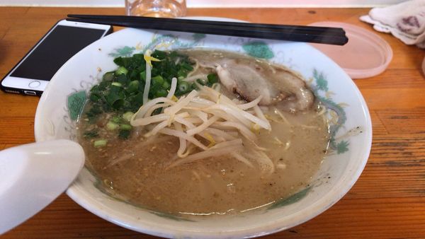 「おかもっちゃんラーメン」@ラーメン岡本っちゃんの写真