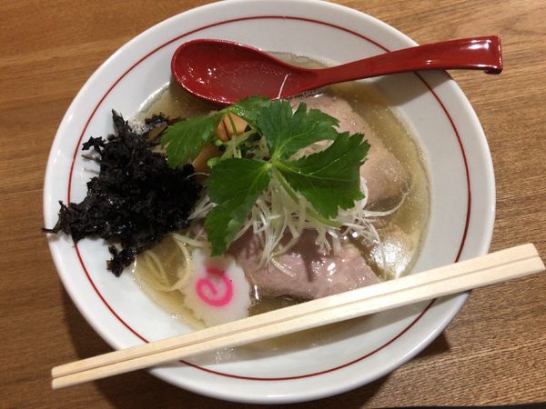 「煮干しと浅利の塩そば」@溝ノ百合の写真