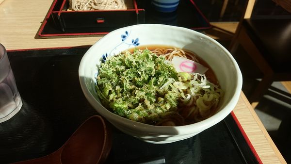 「春菊天そば」@そばいち ペリエ海浜幕張店の写真