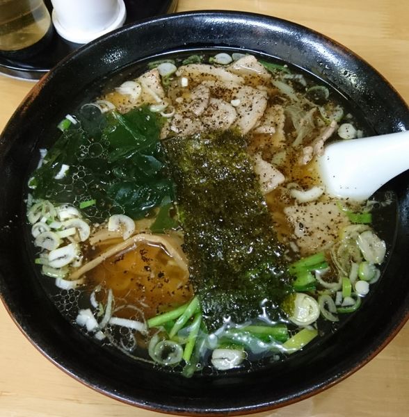 「特製十八番」@荻窪手もみラーメン 十八番の写真