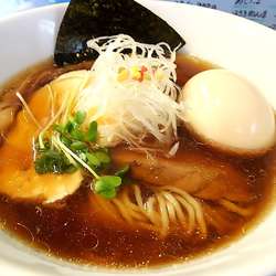 しょうゆらぁめん+味玉