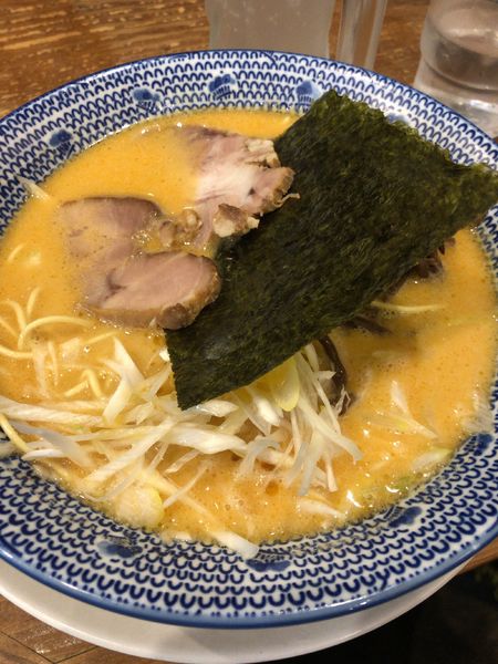 「辛味噌豚骨ラーメン」@大宮豚骨 一番軒の写真