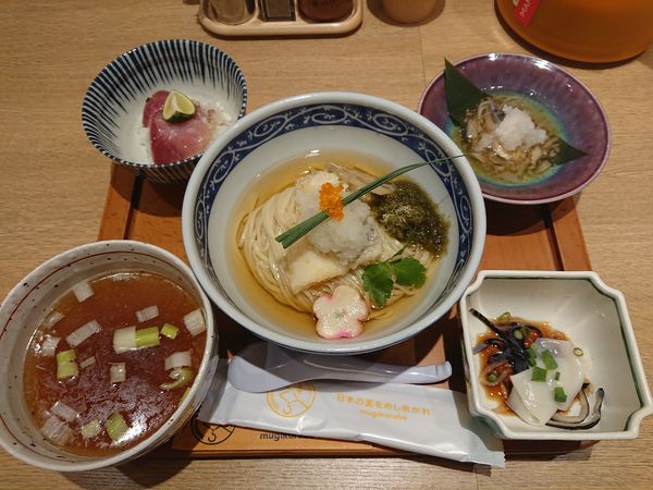 「【よしかわ】麺割烹 冬の魚と蓮根のつけそば」@むぎくらべの写真