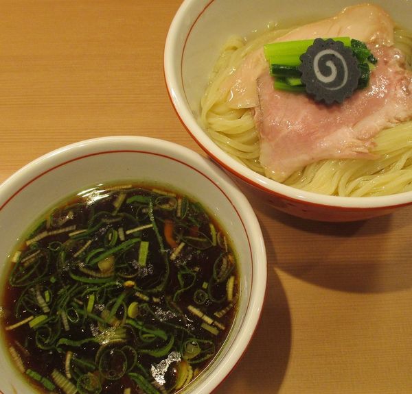 「つけ麺　500円※開店サービス　価格通常850円」@らぁ麺 くろ渦の写真